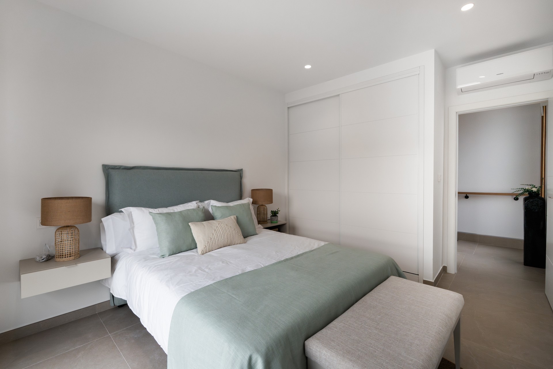 Obra nueva - Villa / Chalet - Orihuela Costa