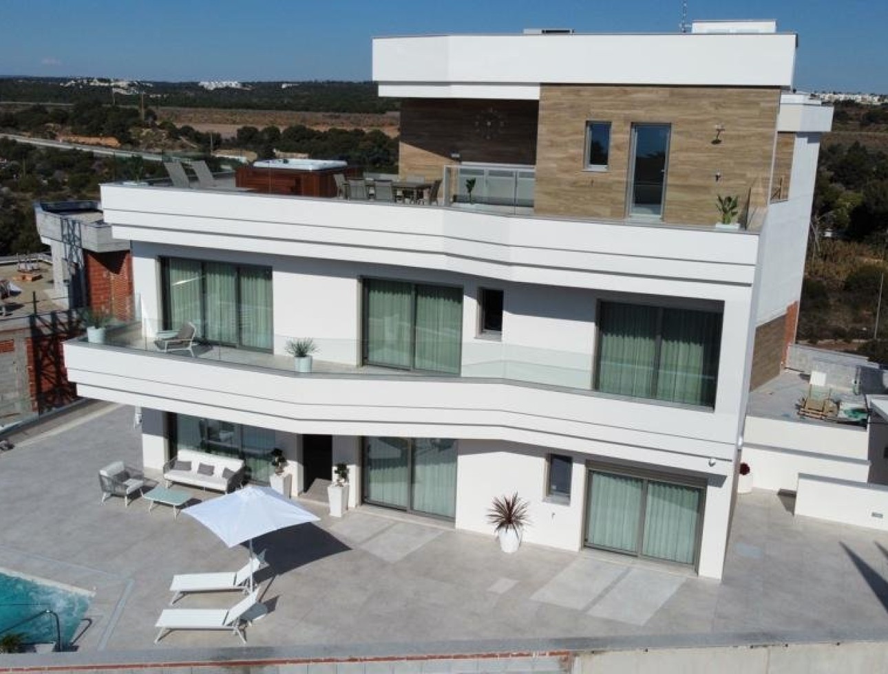Obra nueva - Villa / Chalet - Orihuela Costa