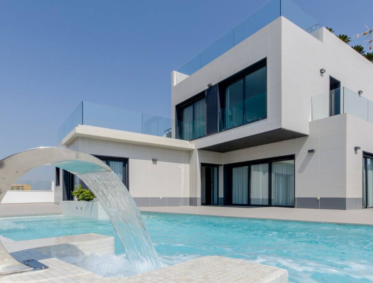Obra nueva - Villa / Chalet - Orihuela