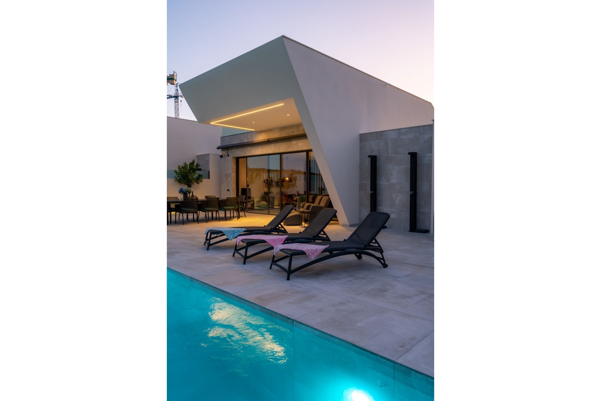 Obra nueva - Villa / Chalet - Rojales