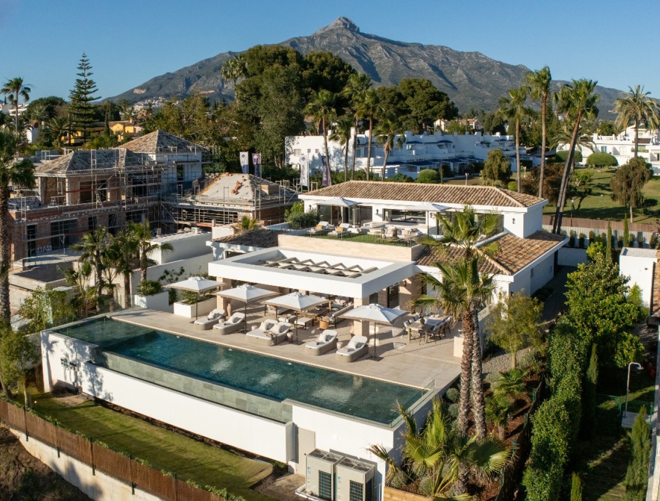 Obra nueva - Villa - Marbella
