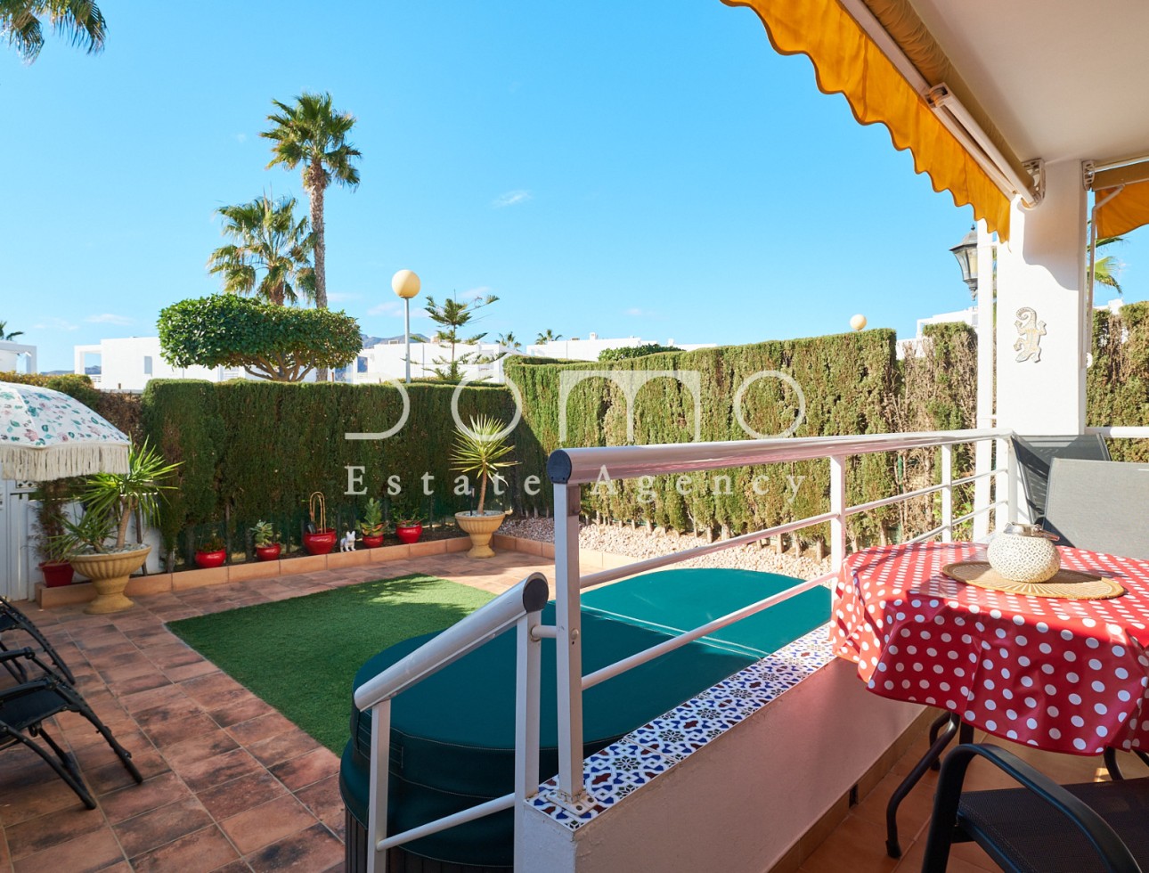 🏡 Propriété à Almería à vendre : Triplex à Mojácar Playa avec vue sur le jardin