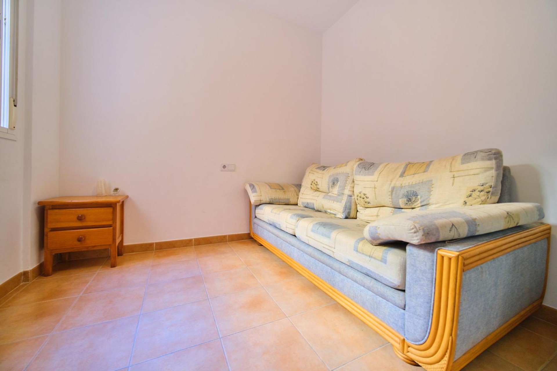 Resale - Apartment / flat - Turre