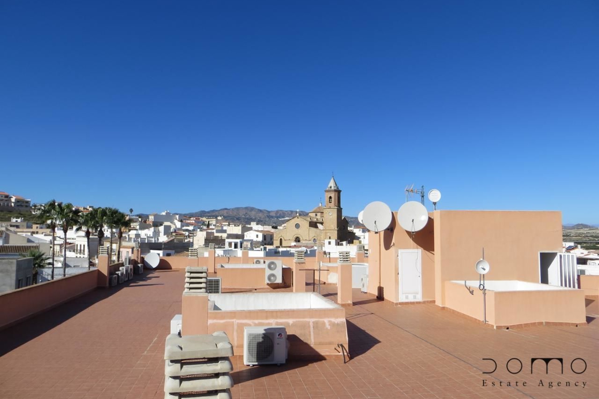 Resale - Apartment / flat - Turre