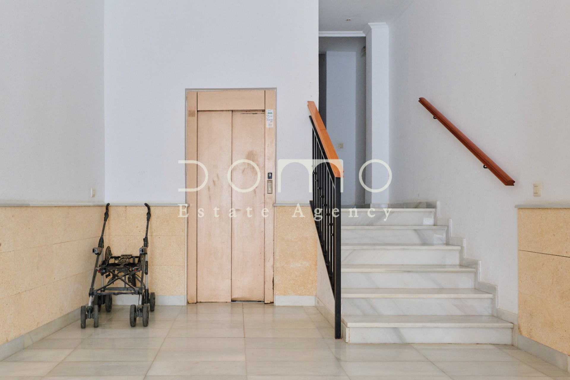 Resale - Apartment / flat - Turre