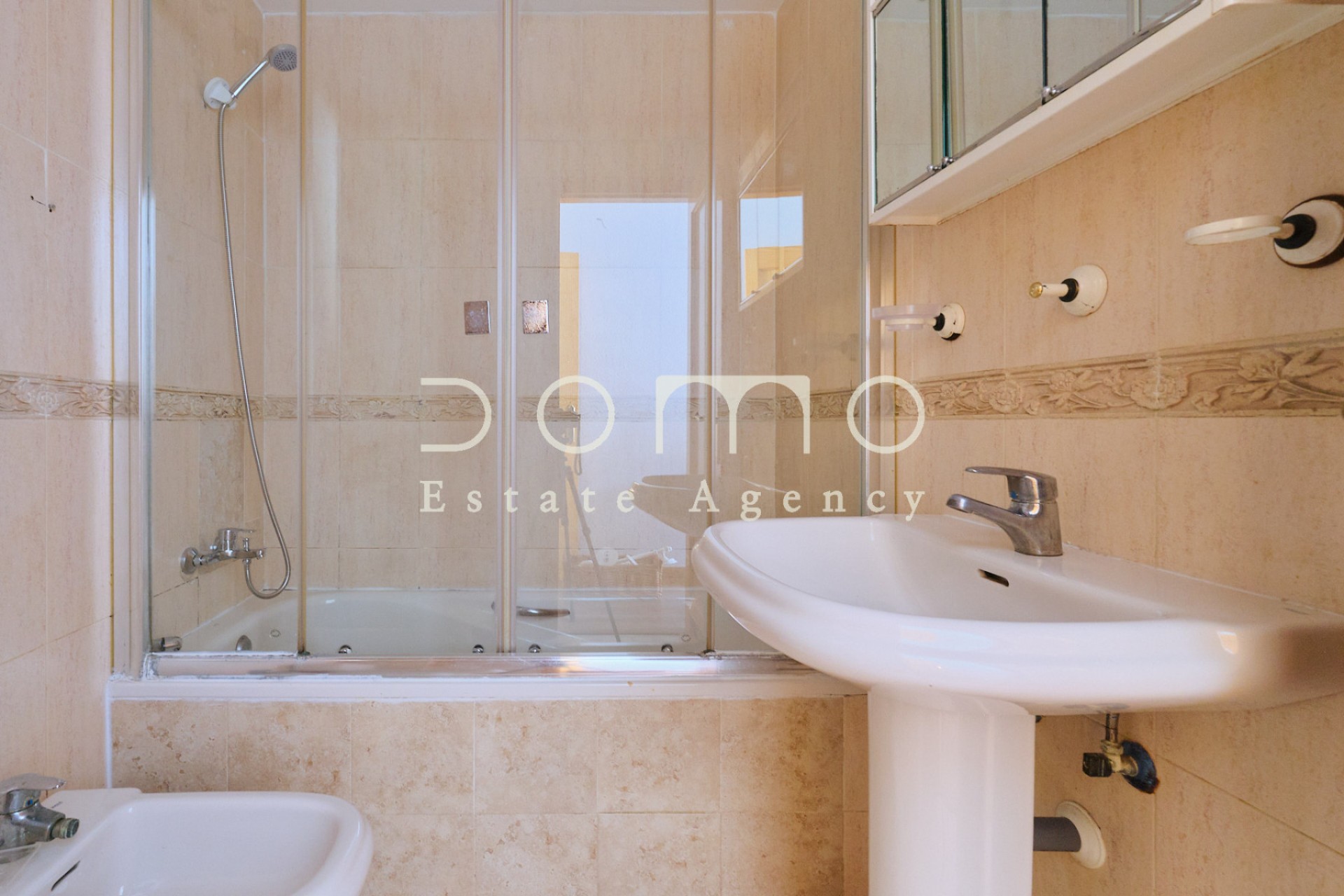 Resale - Apartment / flat - Turre