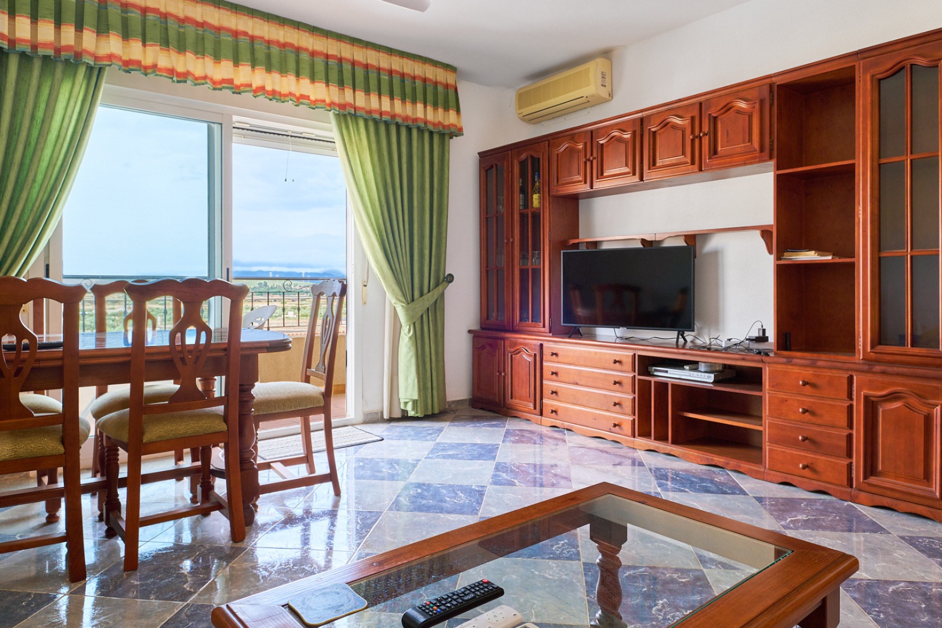 Resale - Apartment / flat - Turre