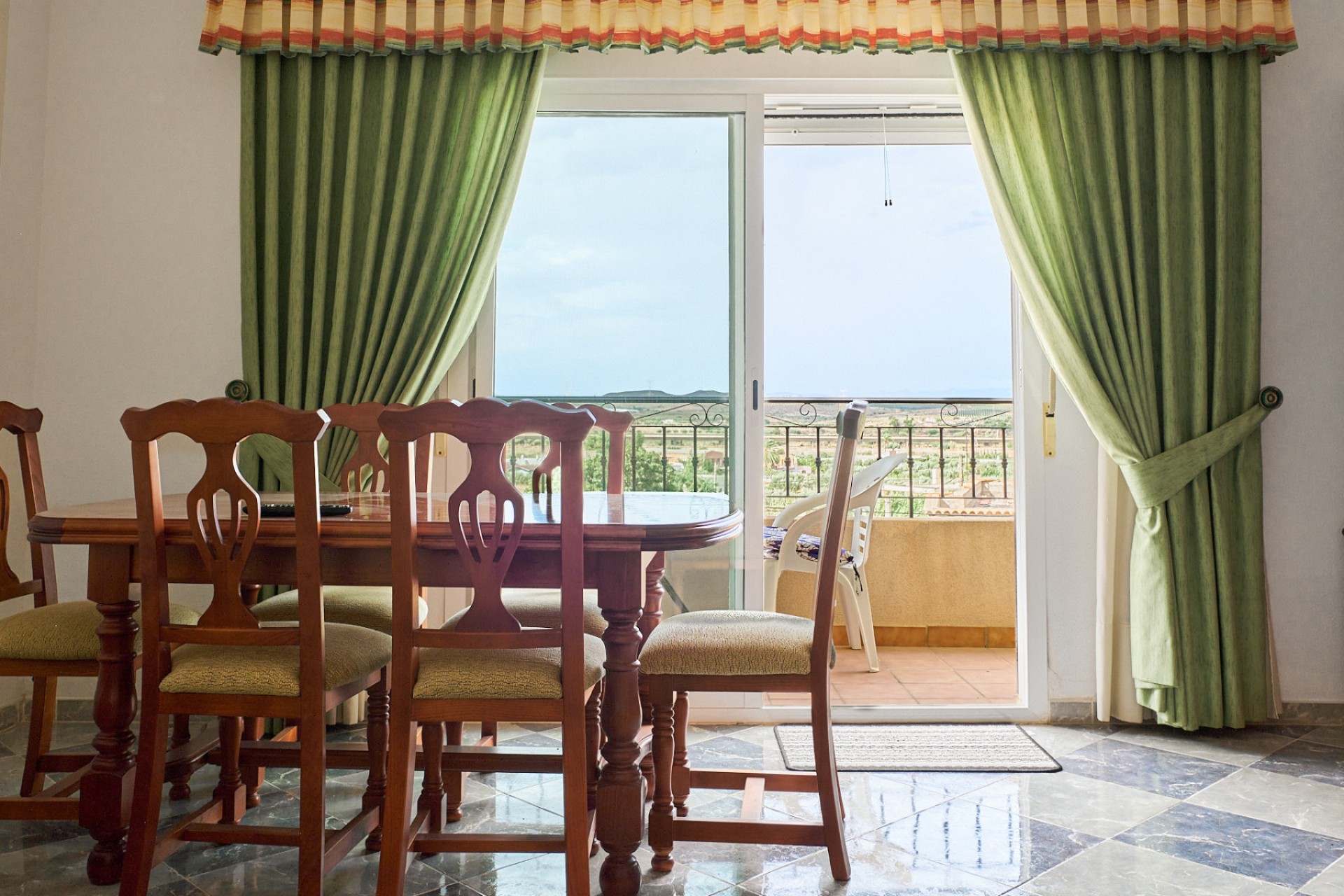 Resale - Apartment / flat - Turre