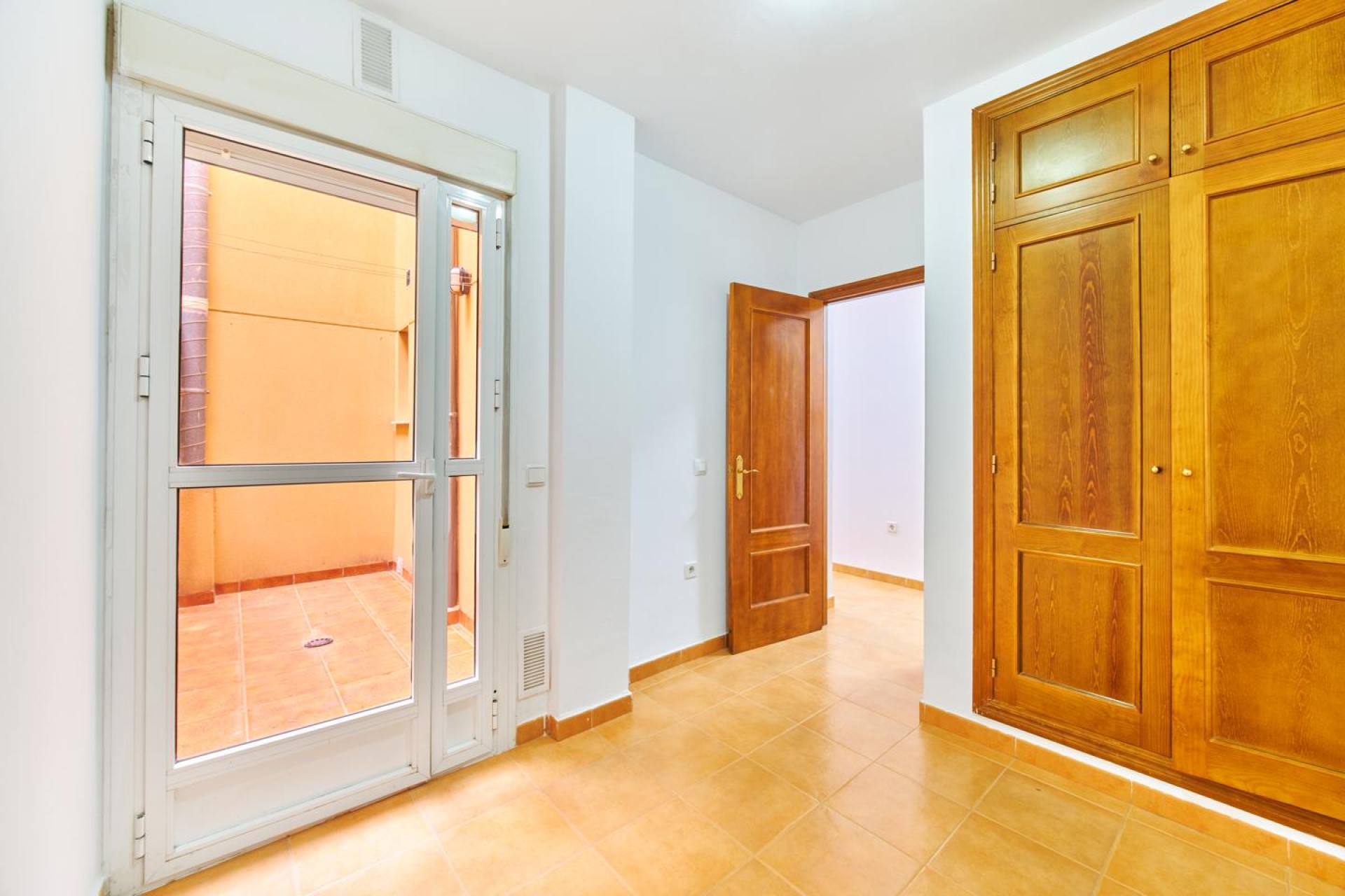 Resale - Apartment / flat - Turre