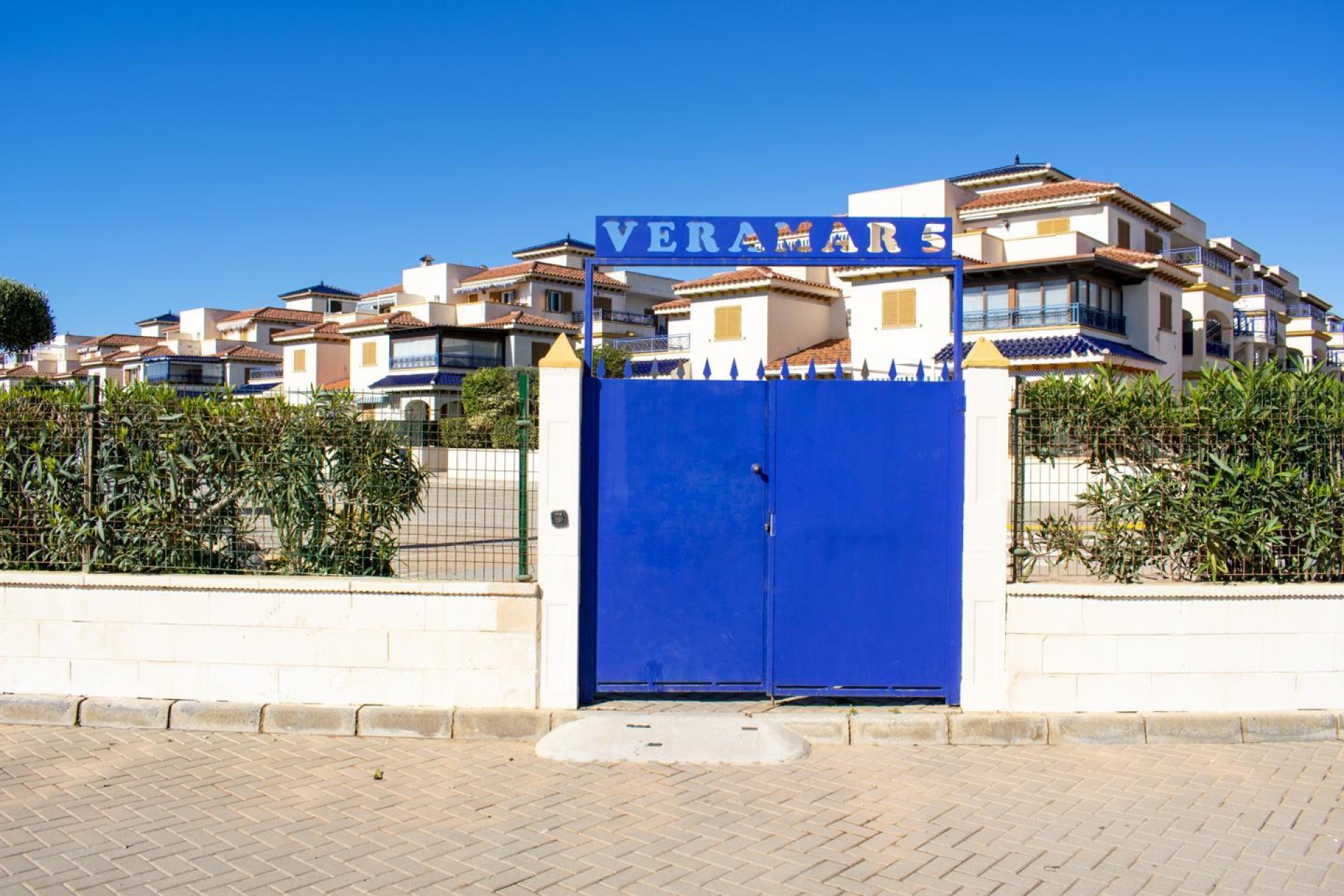 Resale - Apartment / flat - Vera