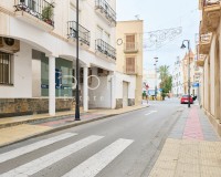 Resale - Apartment / flat - Vera