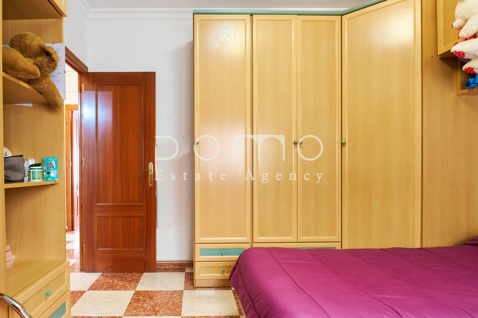 Resale - Apartment / flat - Vera