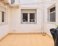 Resale - Apartment / flat - Vera