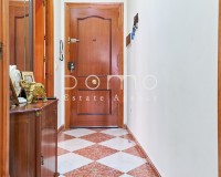 Resale - Apartment / flat - Vera