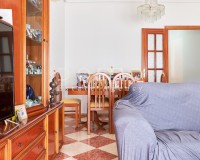 Resale - Apartment / flat - Vera