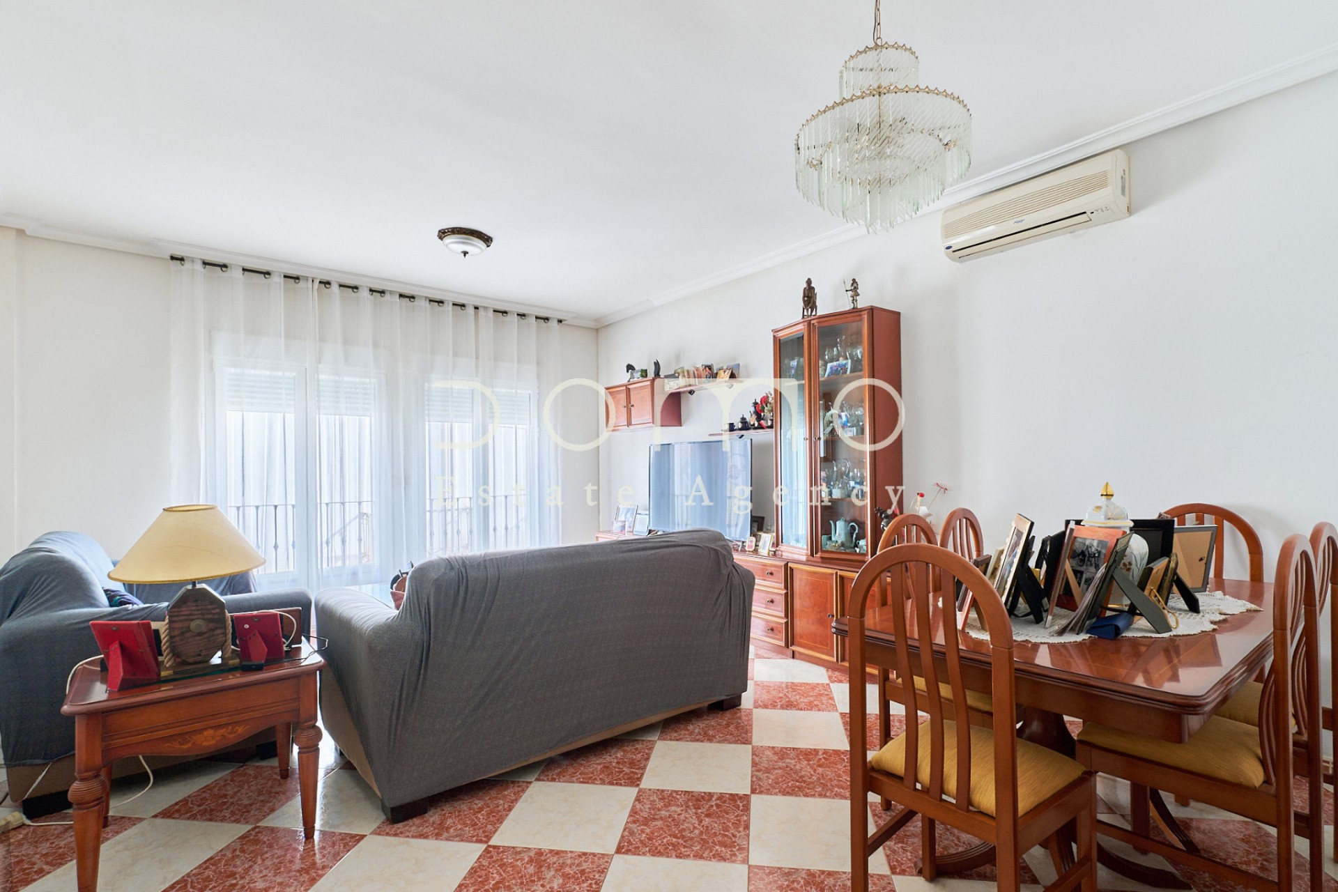 Resale - Apartment / flat - Vera