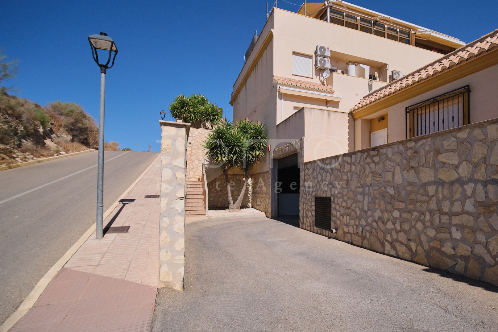 Resale - Duplex - Turre