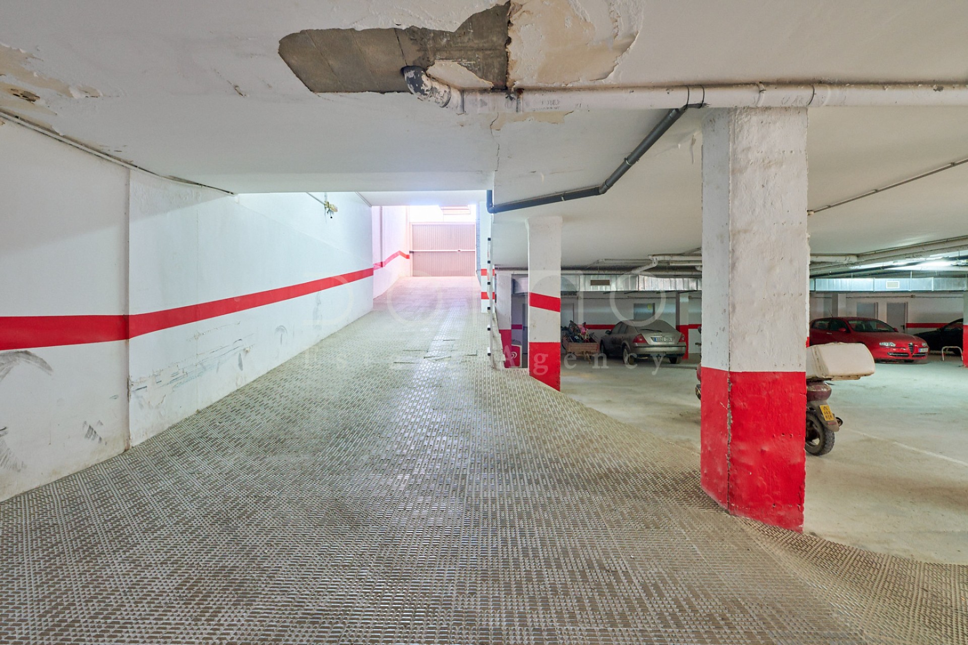 Resale - Parking - Turre