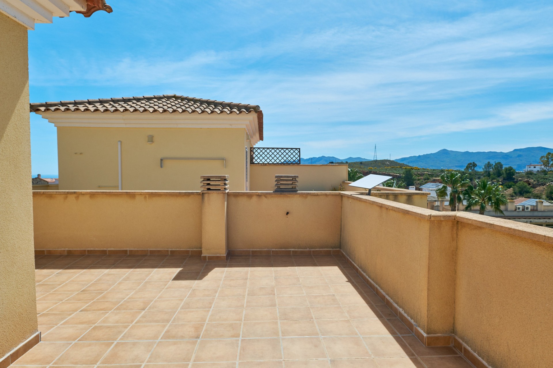 Resale - Townhouse - Bédar