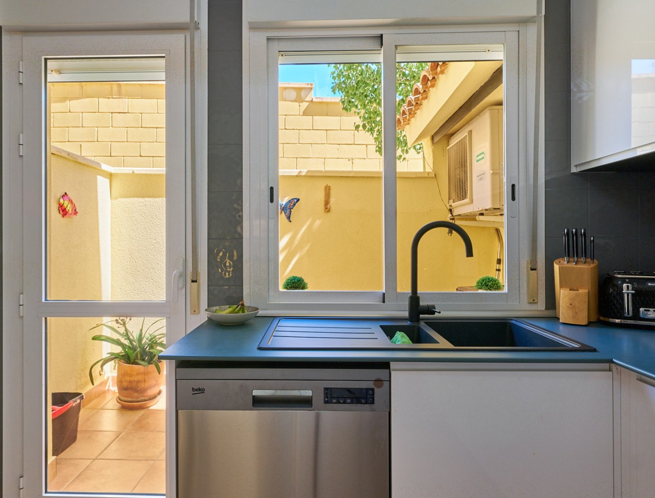 Resale - Townhouse - Bédar