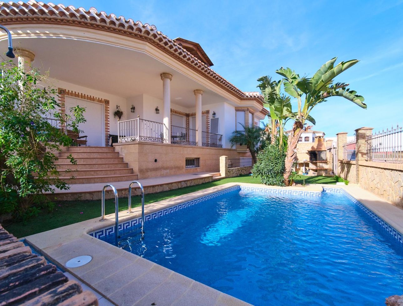 Resale - Villa - Los Gallardos