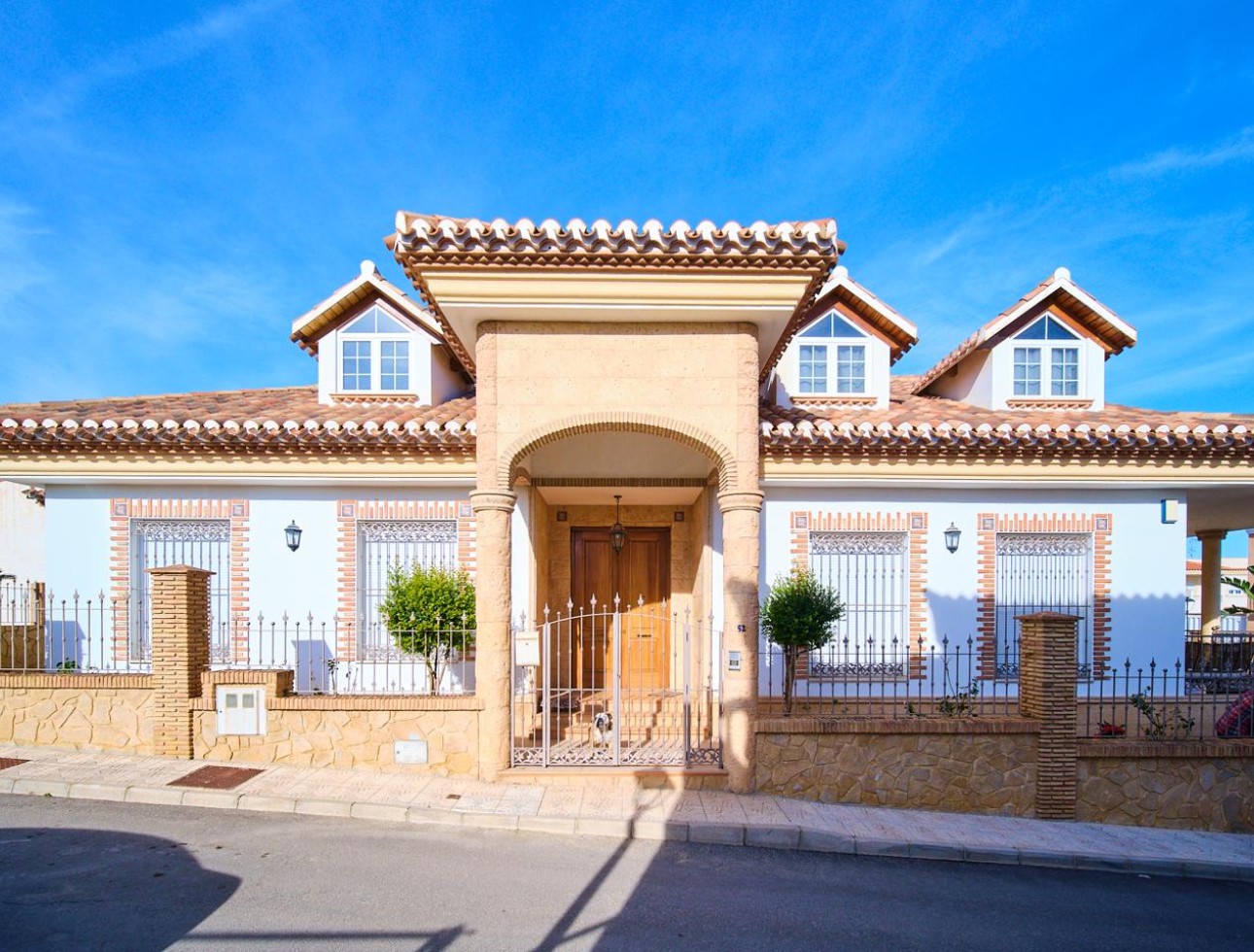 Resale - Villa - Los Gallardos