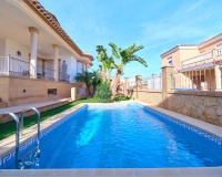 Resale - Villa - Los Gallardos