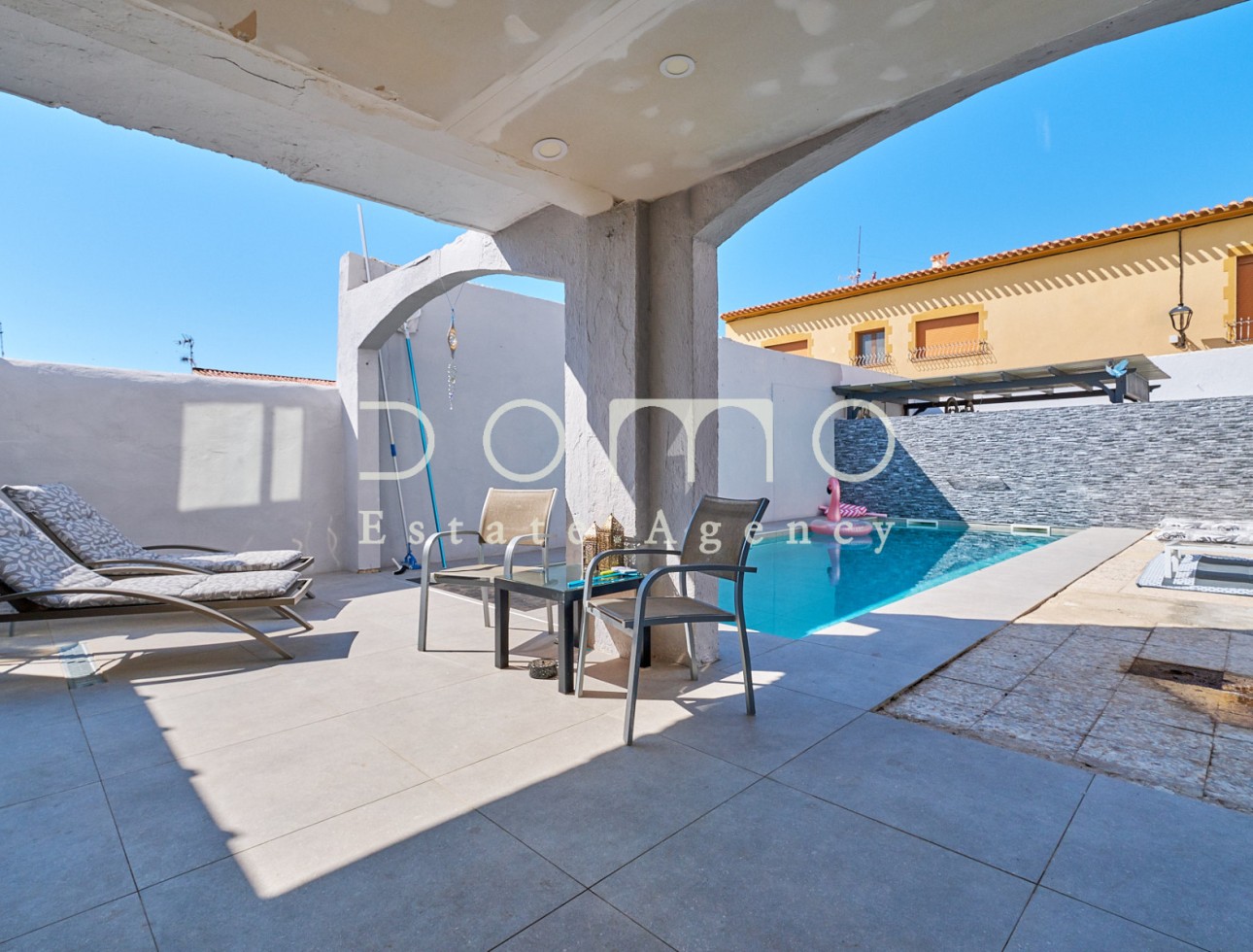 Resale - Villa / Semi-detached Villa - Los Gallardos