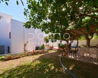 Resale - Villa / Semi-detached Villa - Mojácar