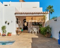 Resale - Villa / Semi-detached Villa - Mojácar