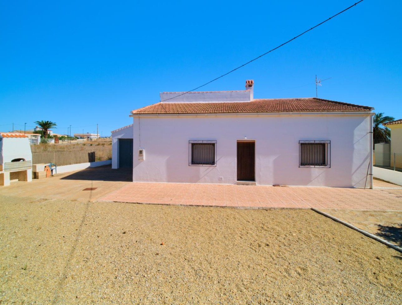 Resale - Villa / Semi-detached Villa - Mojácar