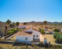 Resale - Villa / Semi-detached Villa - Mojácar