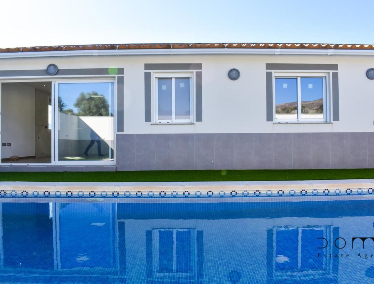 Resale - Villa / Semi-detached Villa - Puerto Lumbreras