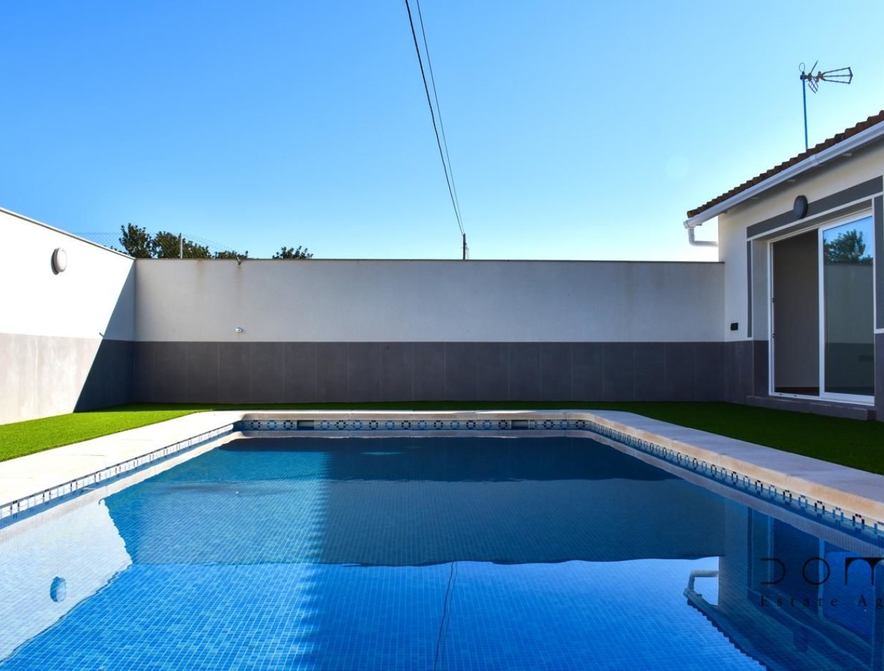 Resale - Villa / Semi-detached Villa - Puerto Lumbreras