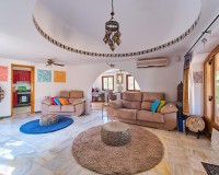 Resale - Villa / Semi-detached Villa - Turre