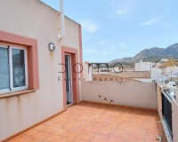 Resale - Villa / Semi-detached Villa - Turre