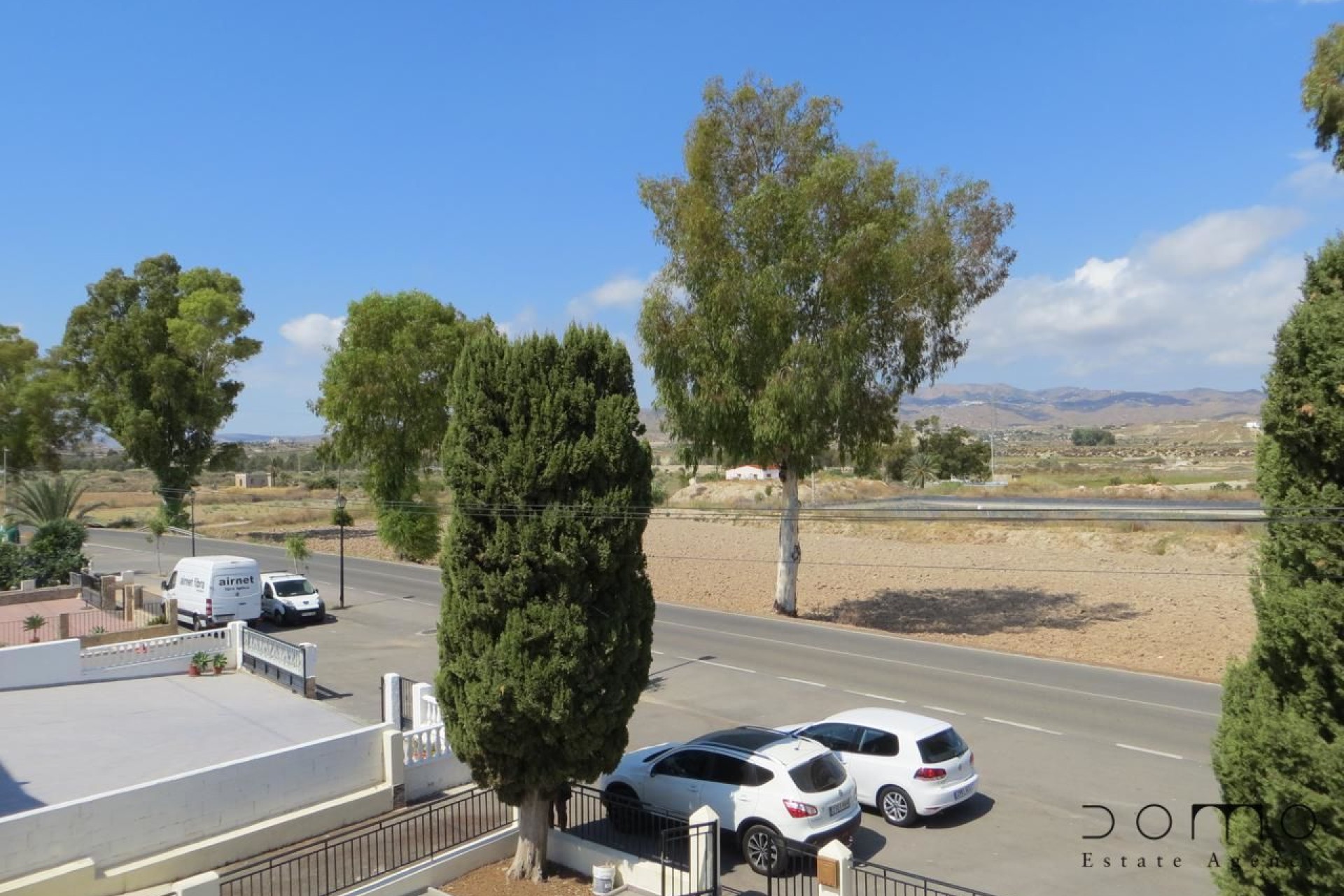 Resale - Villa / Semi-detached Villa - Turre