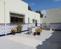 Resale - Villa / Semi-detached Villa - Turre