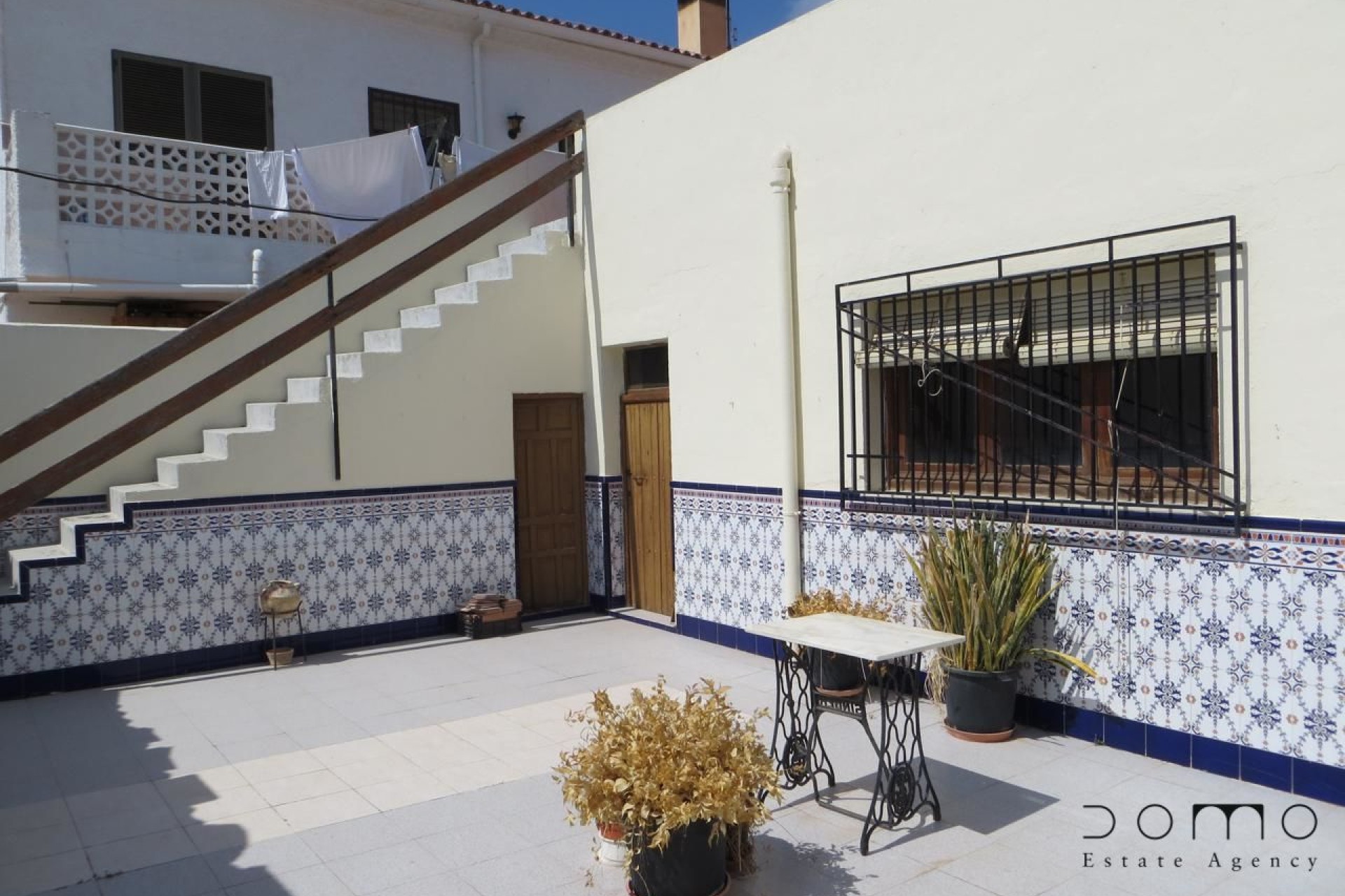 Resale - Villa / Semi-detached Villa - Turre