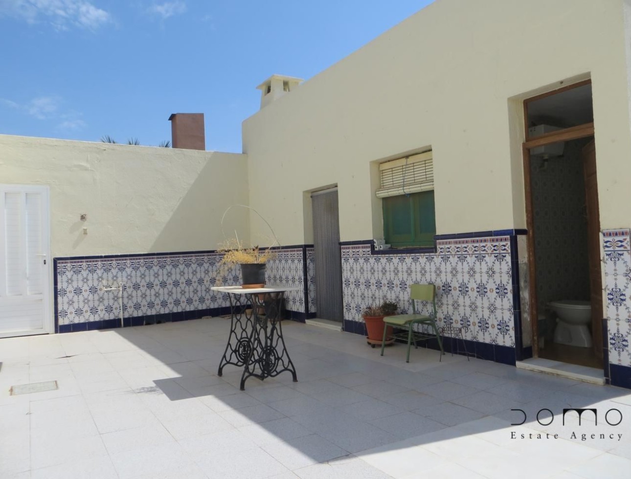 Resale - Villa / Semi-detached Villa - Turre