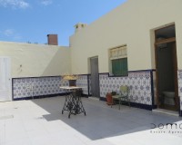 Resale - Villa / Semi-detached Villa - Turre