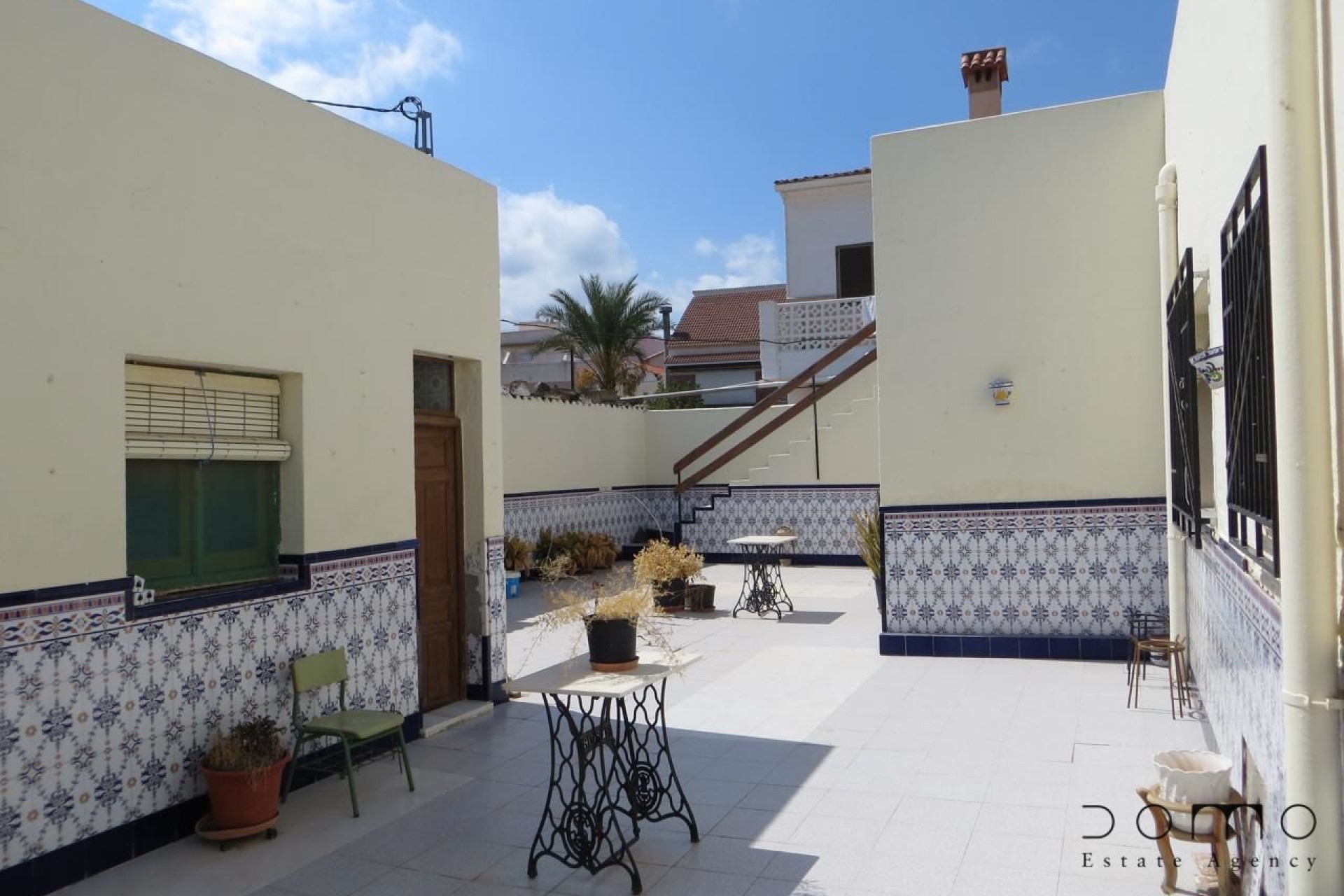 Resale - Villa / Semi-detached Villa - Turre