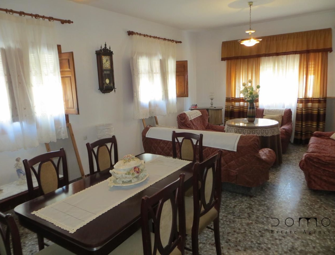 Resale - Villa / Semi-detached Villa - Turre