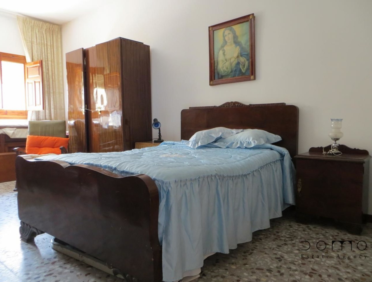 Resale - Villa / Semi-detached Villa - Turre