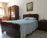 Resale - Villa / Semi-detached Villa - Turre