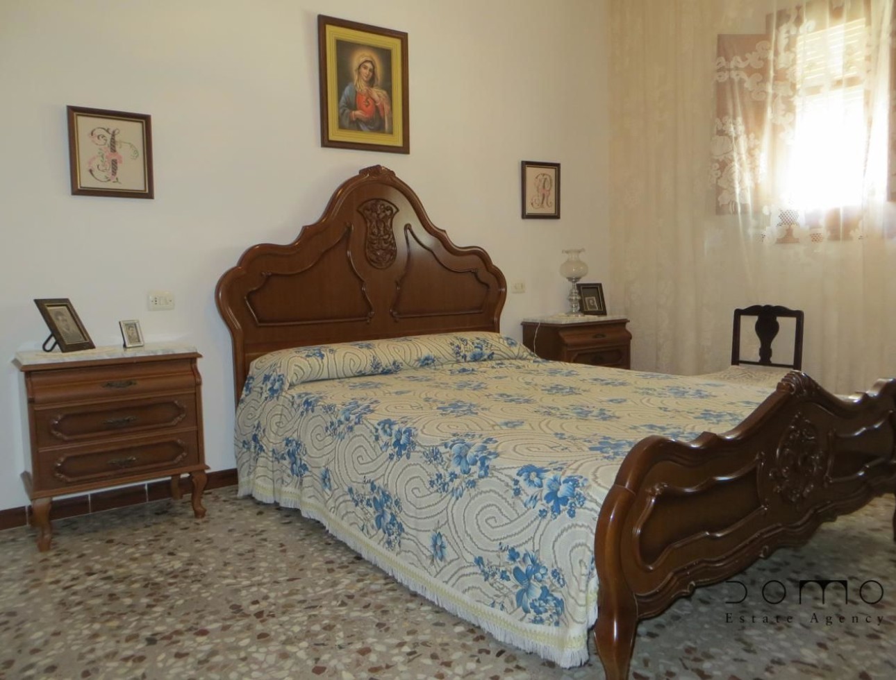 Resale - Villa / Semi-detached Villa - Turre