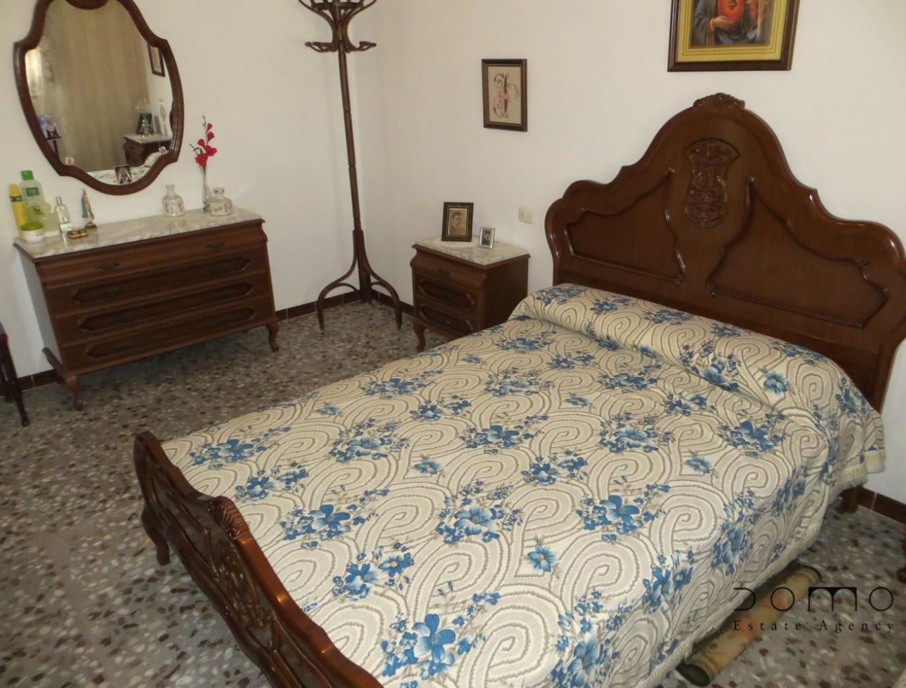 Resale - Villa / Semi-detached Villa - Turre