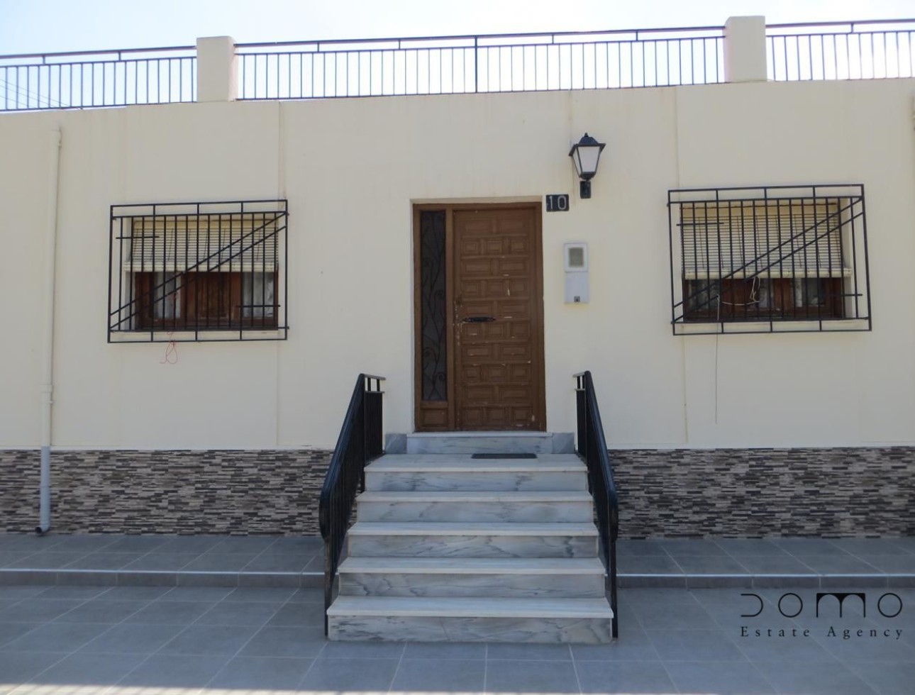 Resale - Villa / Semi-detached Villa - Turre