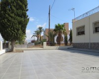 Resale - Villa / Semi-detached Villa - Turre