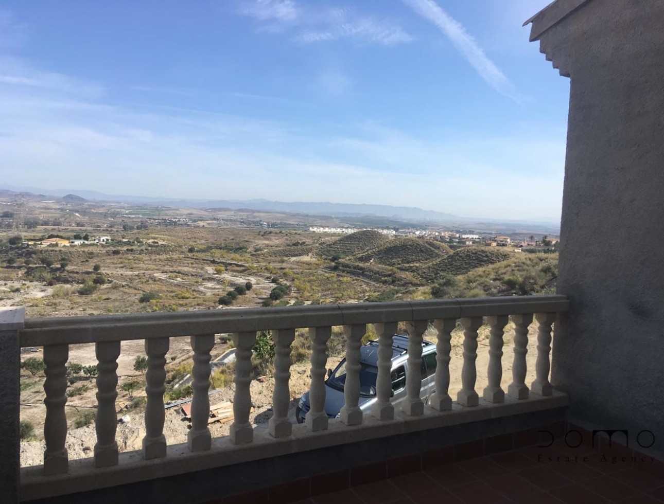 Resale - Villa / Semi-detached Villa - Turre